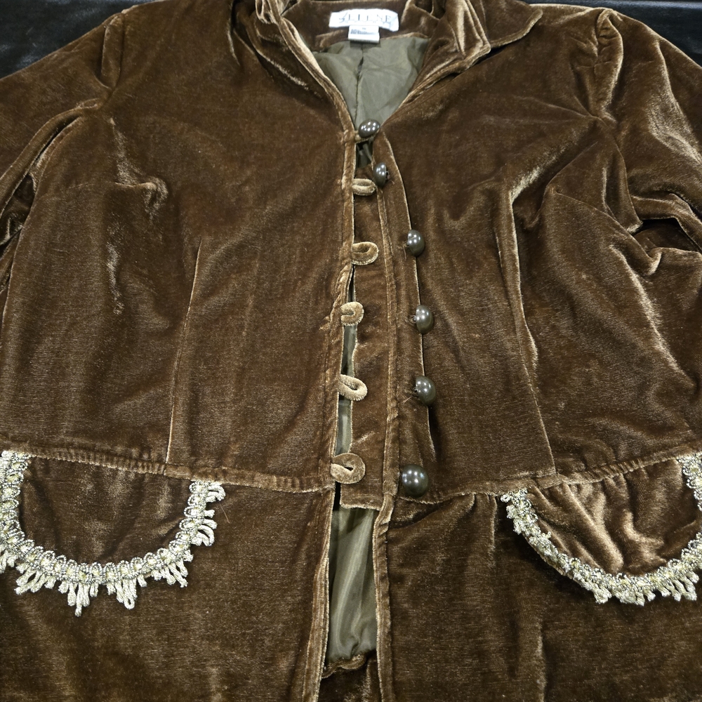 Vintage Brown Velvet Blazer with Embellished Pockets